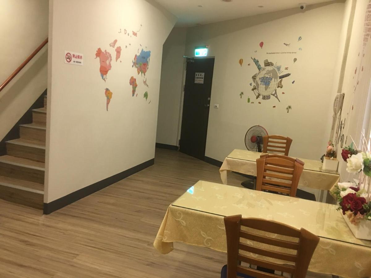 Ouge Motel - Fengshan เกาสง ภายนอก รูปภาพ